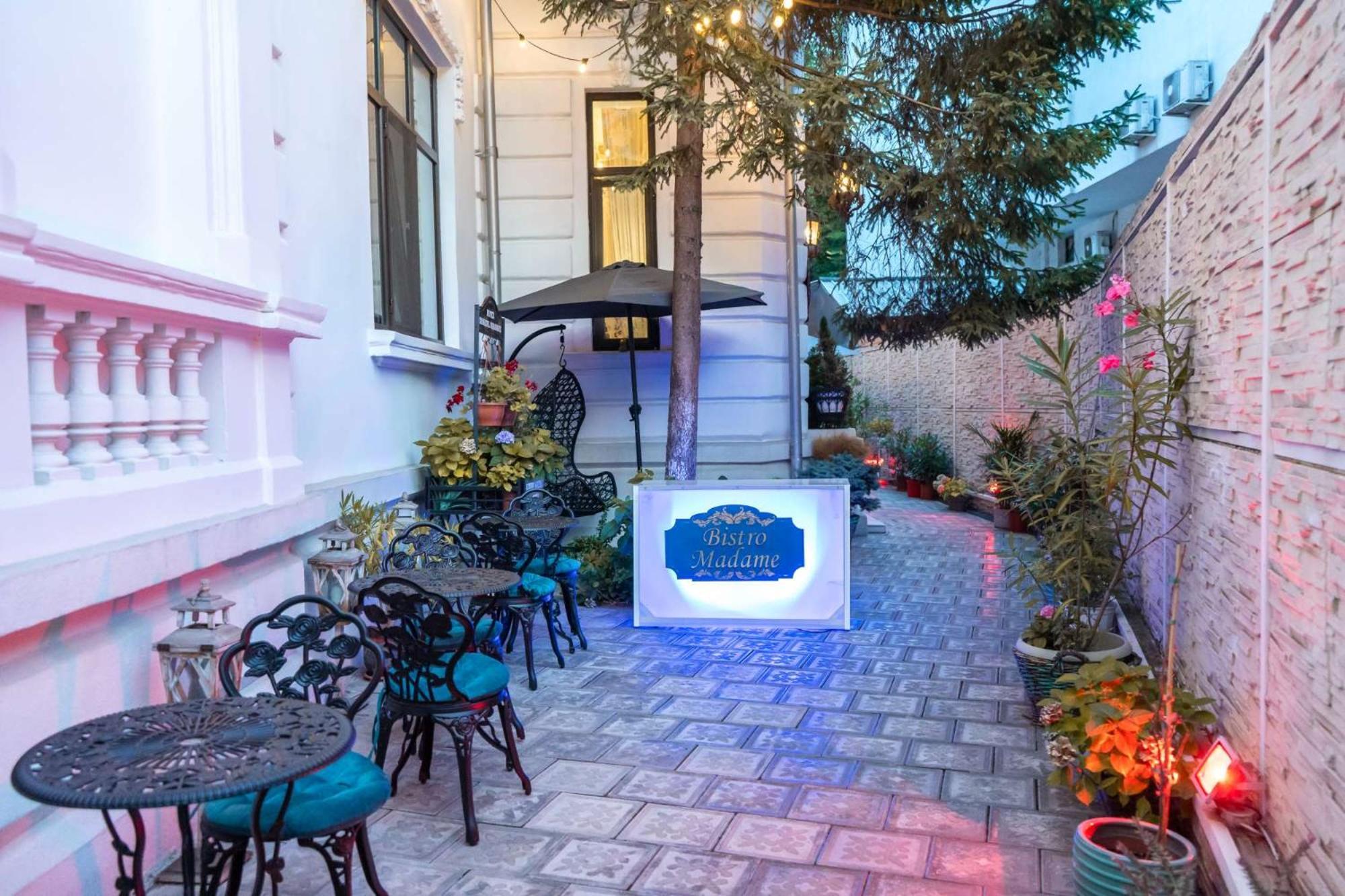 Conacul Coroanei Luxury Boutique Hotel Bucharest Exterior photo