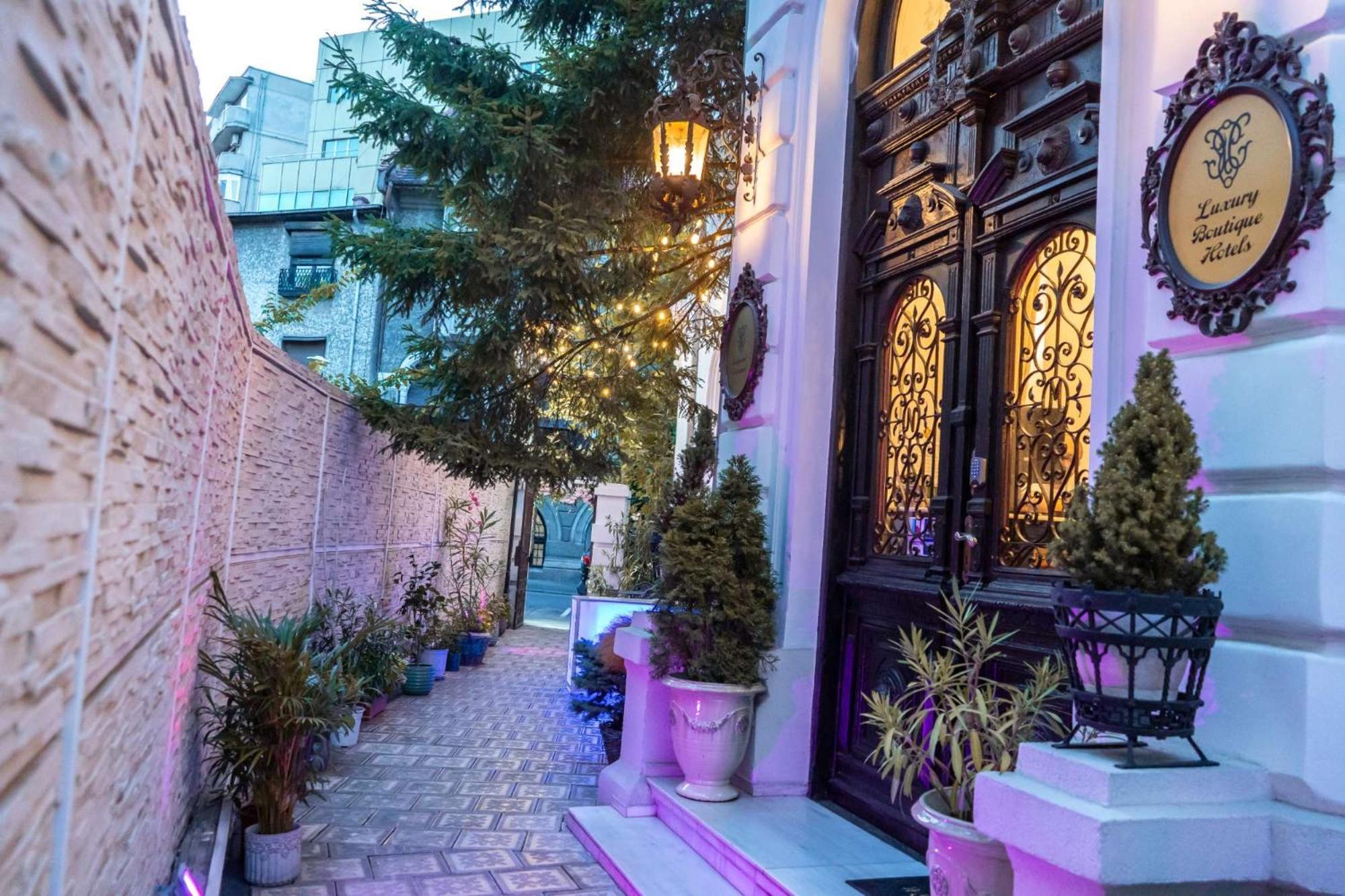 Conacul Coroanei Luxury Boutique Hotel Bucharest Exterior photo