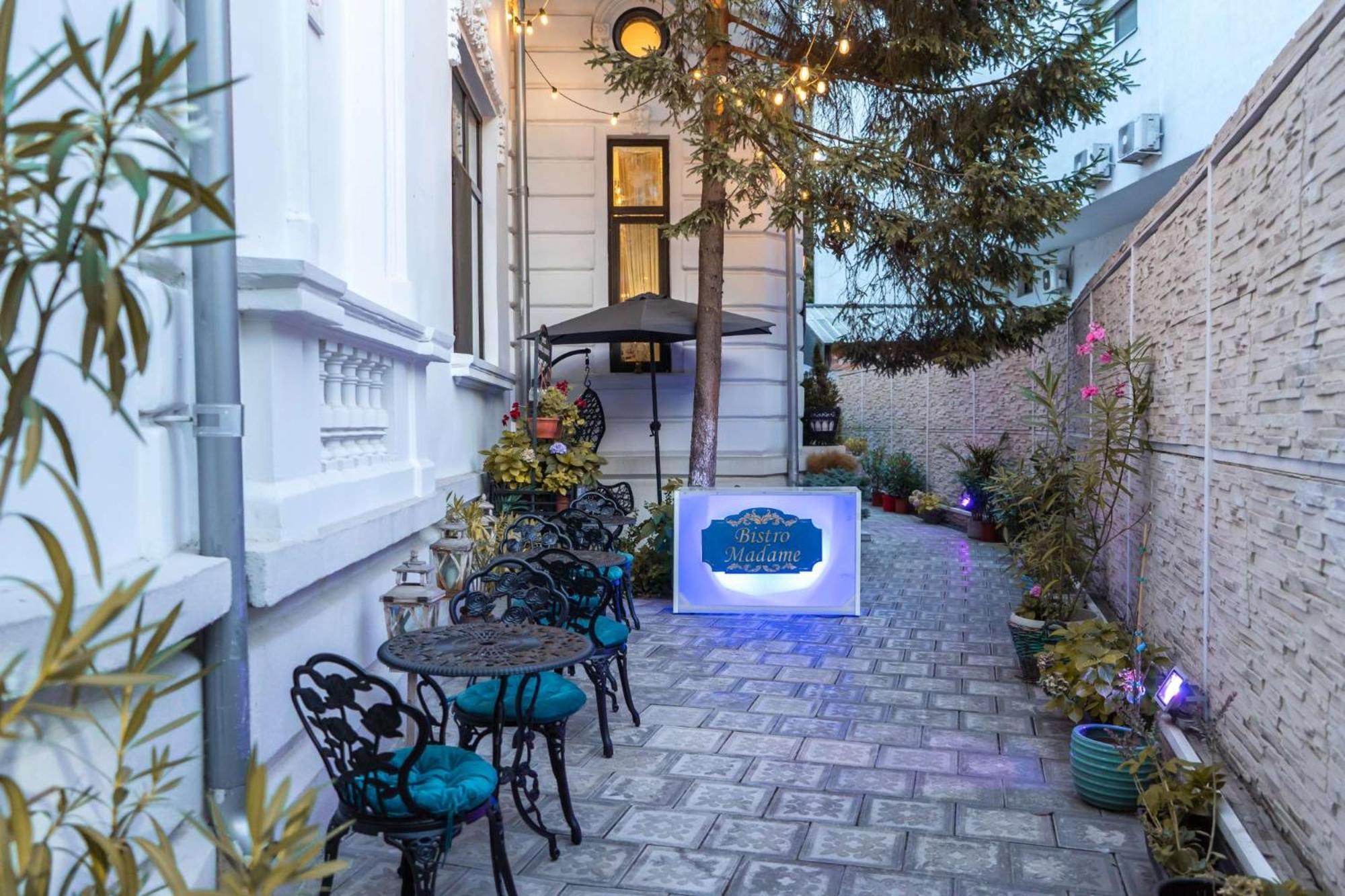 Conacul Coroanei Luxury Boutique Hotel Bucharest Exterior photo